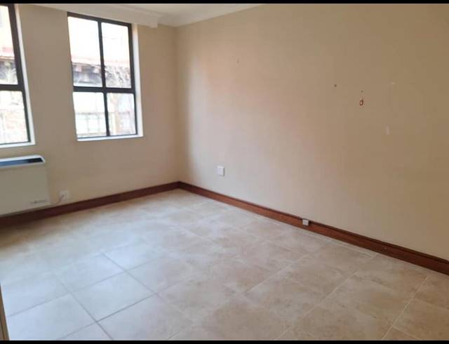 1 BEDROOM APARTMENT FOR SALE IN NEWLANDS
